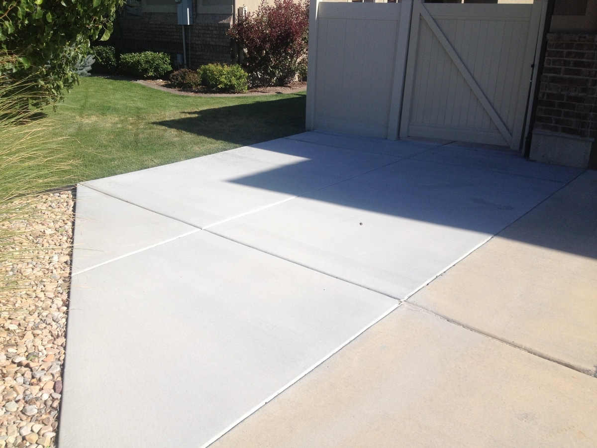 Huskie’z Landscaping Photos 191